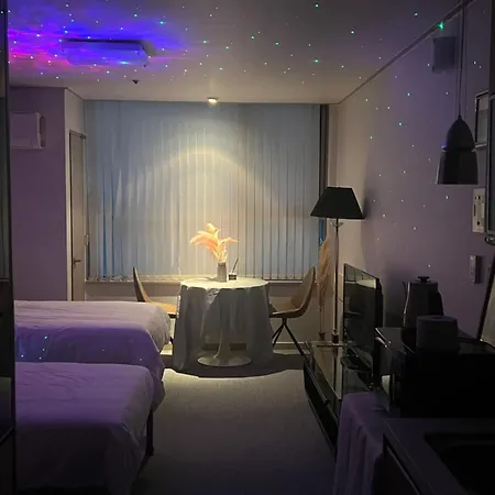 30Sec To Hapjeong St Hotel Style Twin